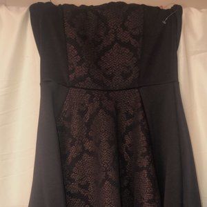 strapless black dress